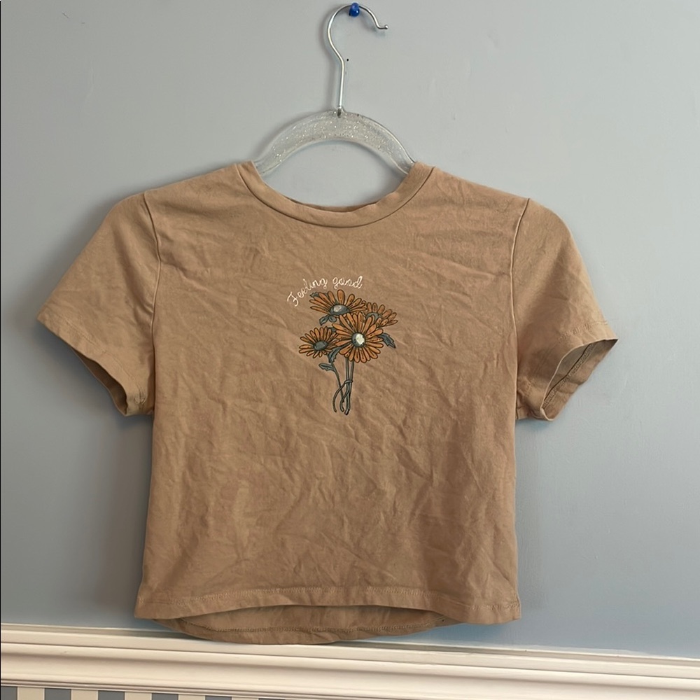 Tan Graphic Cropped Tee